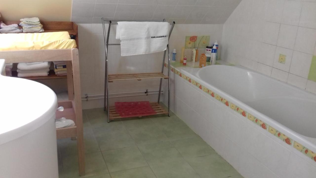 Chambre Chez L Habitant Malguenac Екстериор снимка